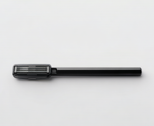 Slim Travel Black Minimal Cartridge Razor
